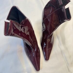 Heeled booties